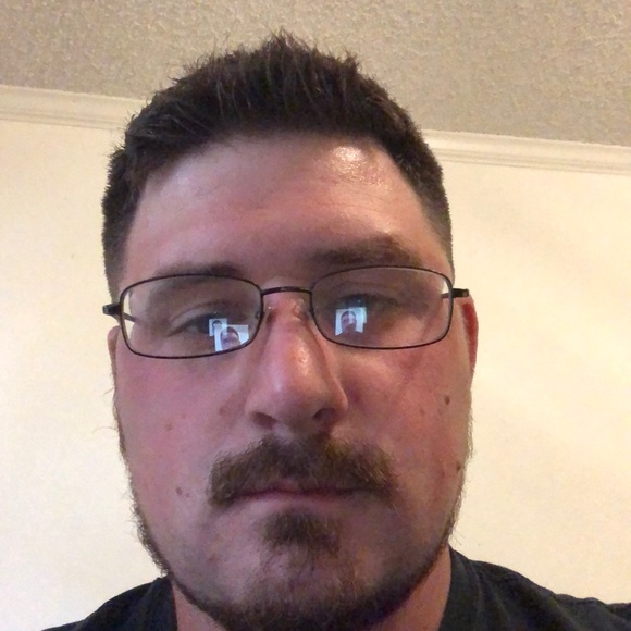 Meet your Posher, Jonathan - Picture 1 of 1